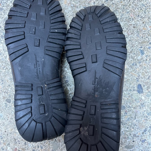 Salvatore Ferragamo Black Leather Slip-On Loafers 9.5D - Picture 9 of 11